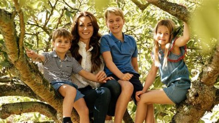 Daryl Hannah's Journey As A Mother: Exploring Her Children's Ages