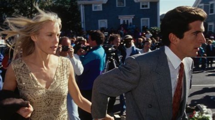 Daryl Hannah: A Journey Through Her Relationships