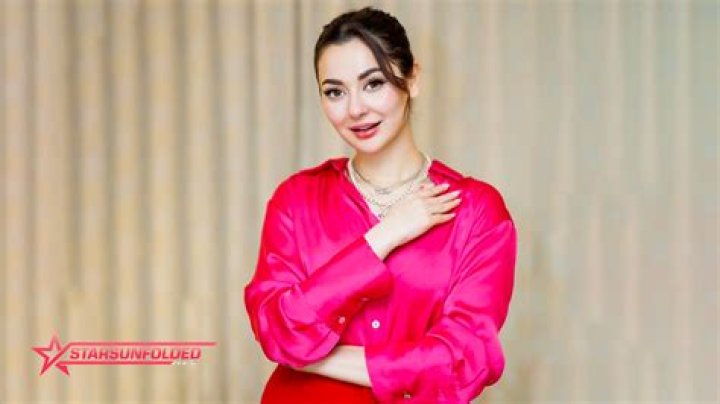 Discovering The Allure Of Actress Hania
