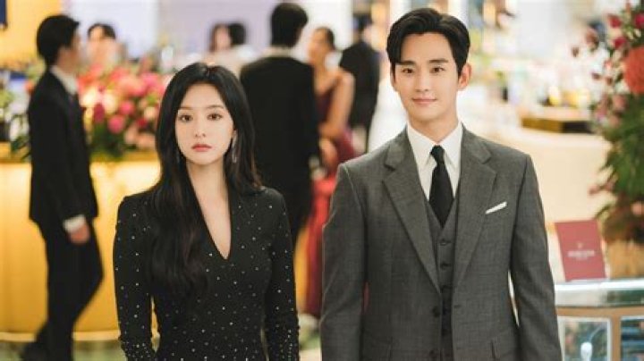 Discovering The Mystery: Who Is Kim Soo Hyun's Half Sister?