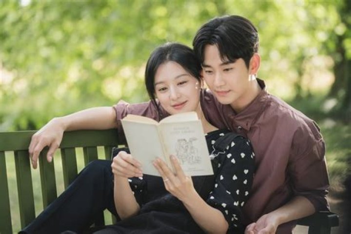 Exploring The Charismatic Duo: Kim Soo Hyun And Park Bo Gum