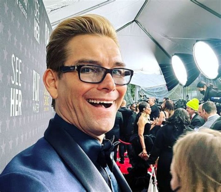 Get The Scoop: Uncovering Anthony Starr's Relationship Status