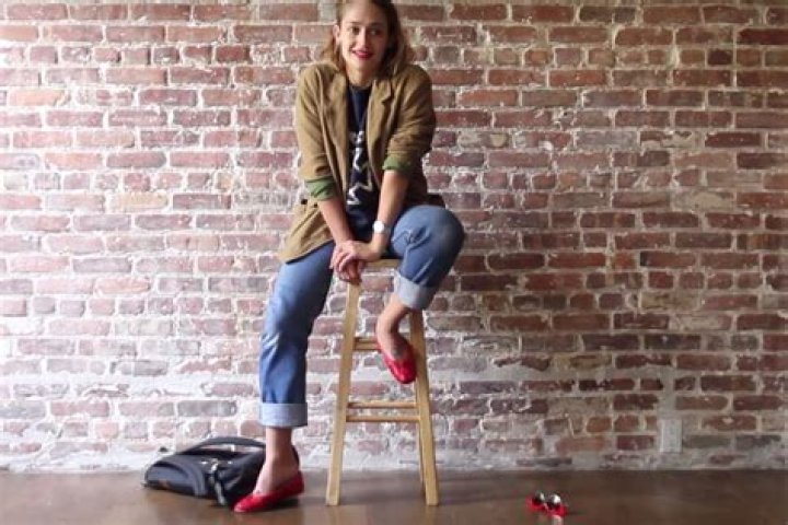 Jemima Kirke: Embracing Body Positivity Amid Unfair Scrutiny