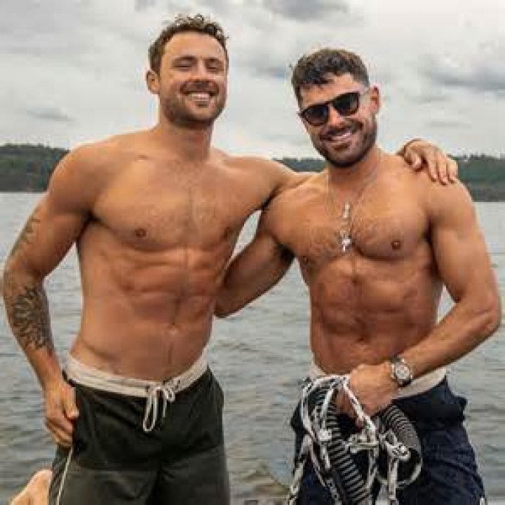Unraveling The Mystery: Who Is Zac Efron Married To?