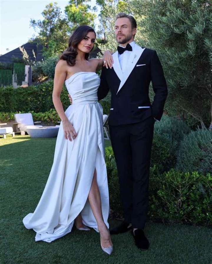 Unveiling Burak Özçivit's Net Worth: A Glimpse Into The Life Of A Star