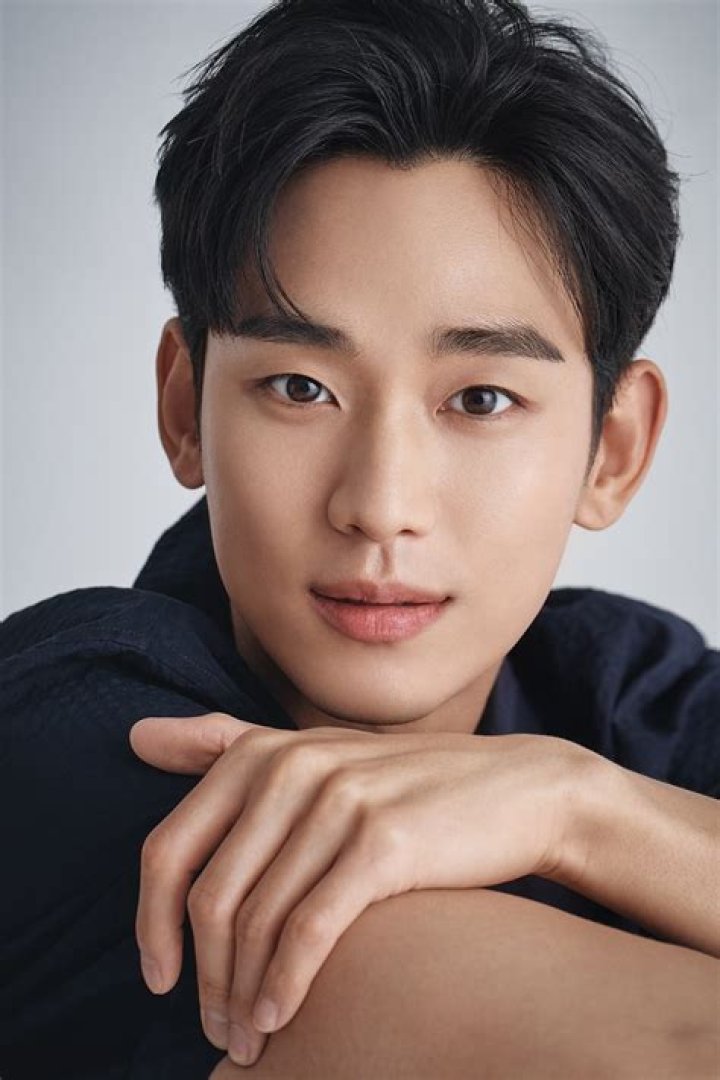Unveiling The Journey Of Kim Soo Hyun: A Life Story Of Passion And Perseverance