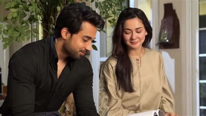 Unveiling The Secrets Of Hania Aamir's Height